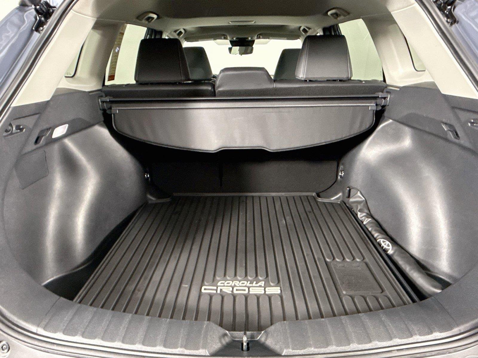 Used 2026 Celestite Toyota XLE image 39