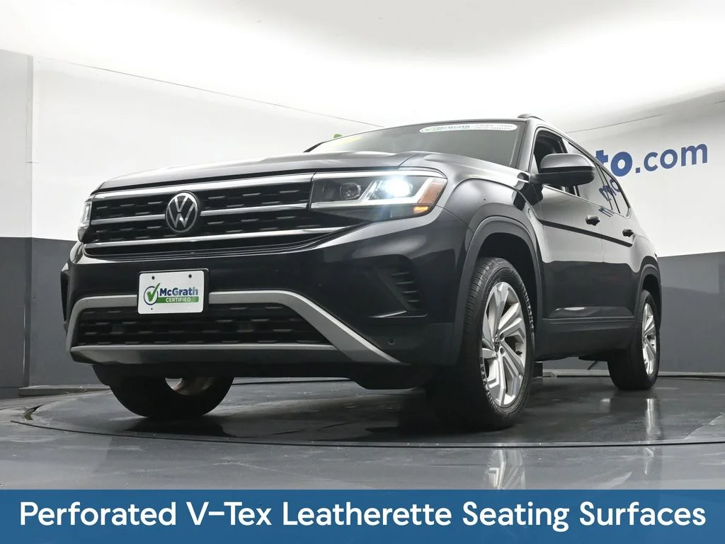 Used 2023 Black Volkswagen 2.0T SE w/Technology image 8
