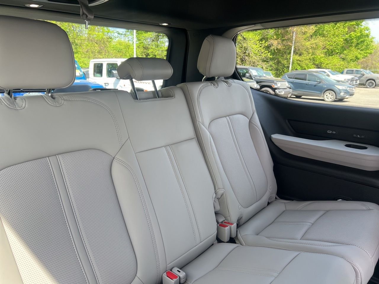 New 2026 Bright White Clearcoat Jeep Limited Altitude image 21