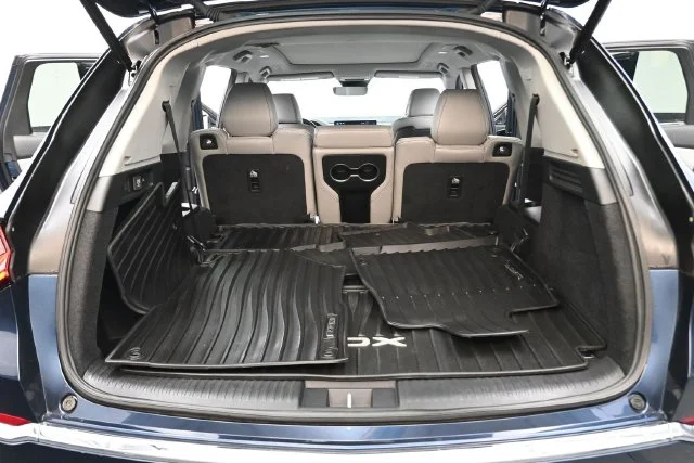 Used 2025  Acura Technology Package image 17