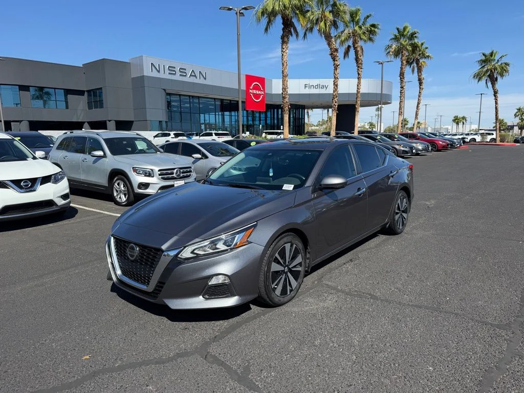 2022 Nissan Altima 2.5 SV's photo