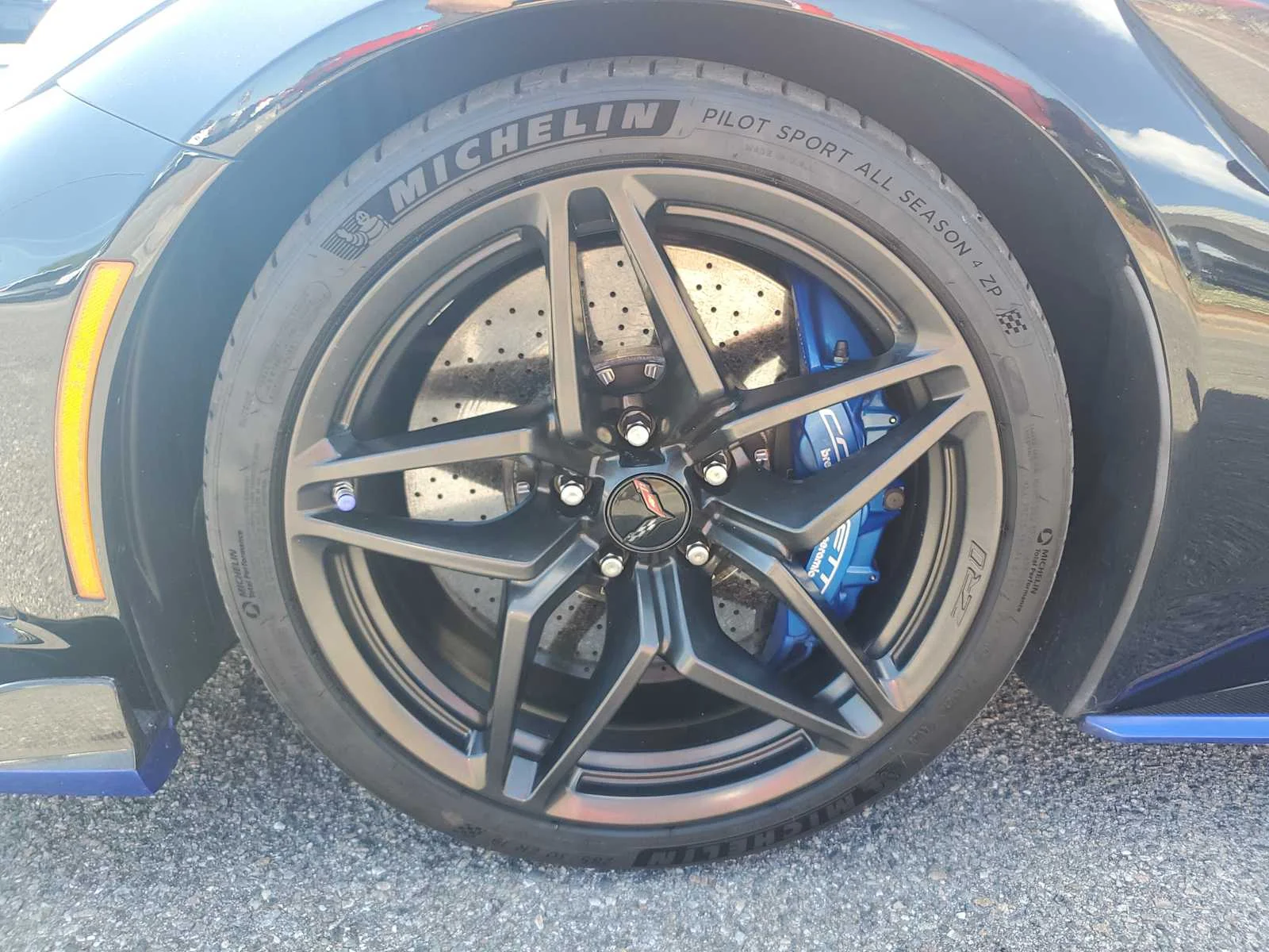 Used 2019 BLACK Chevrolet ZR1 3ZR image 9
