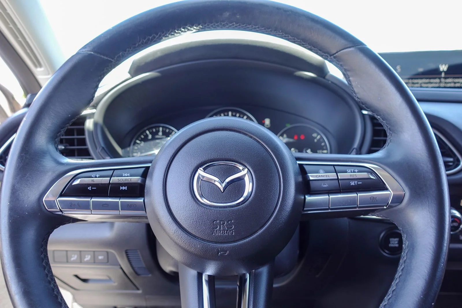 Certified Used 2023 Platinum Quartz Metallic Mazda 2.5 S Preferred Package image 19