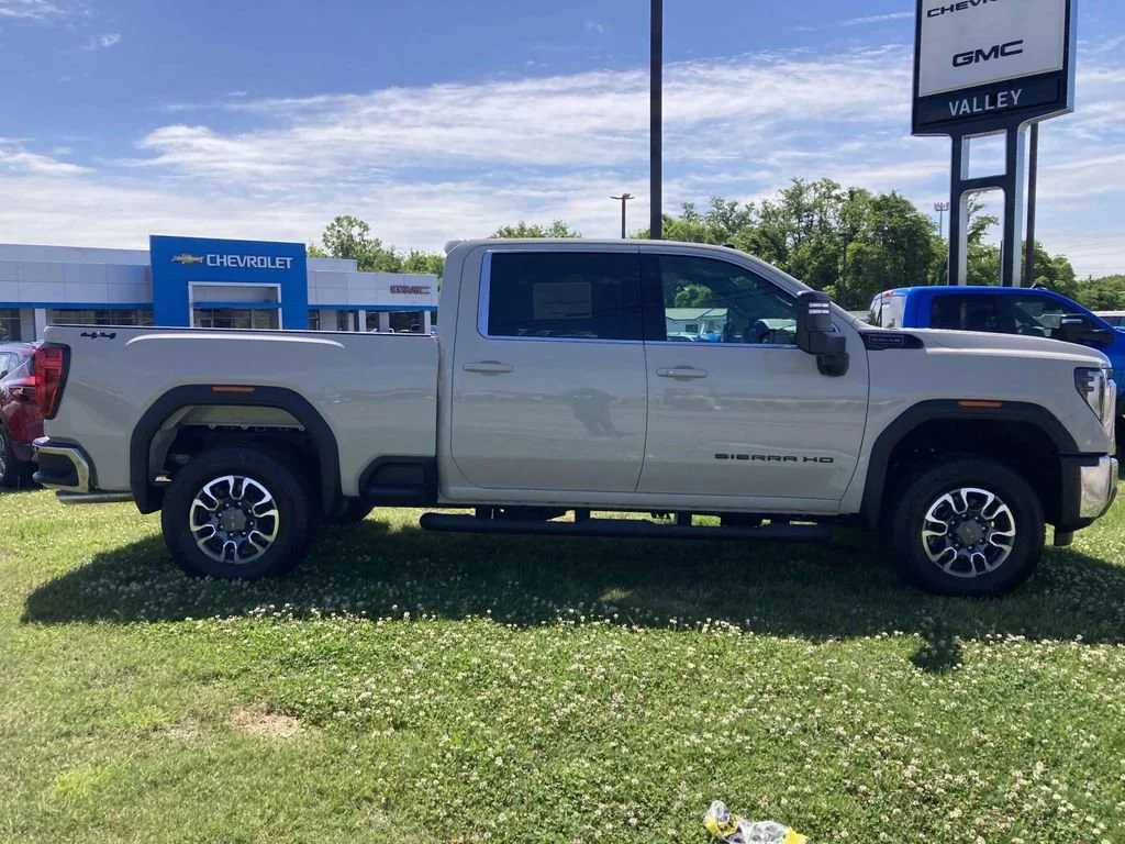 New 2026 Coastal Dune GMC SLE image 2