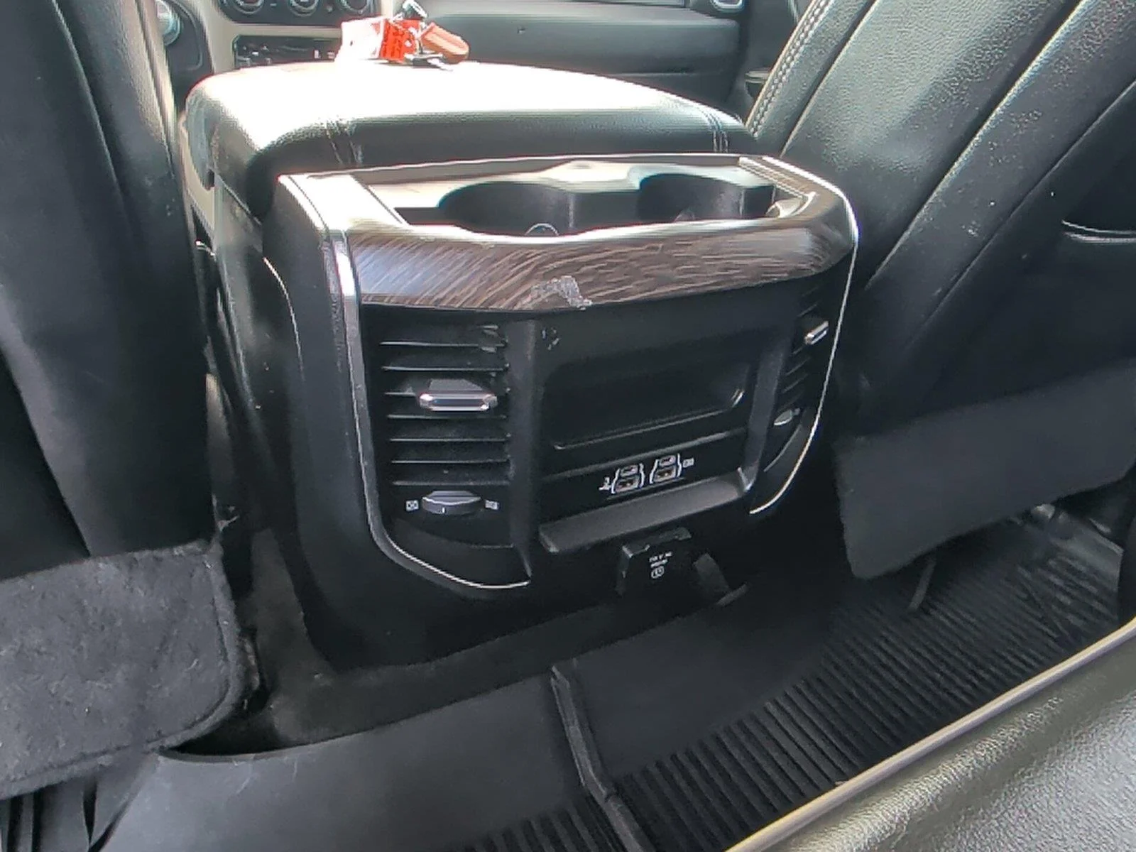 Used 2020 Bright White Clearcoat Ram Laramie image 31