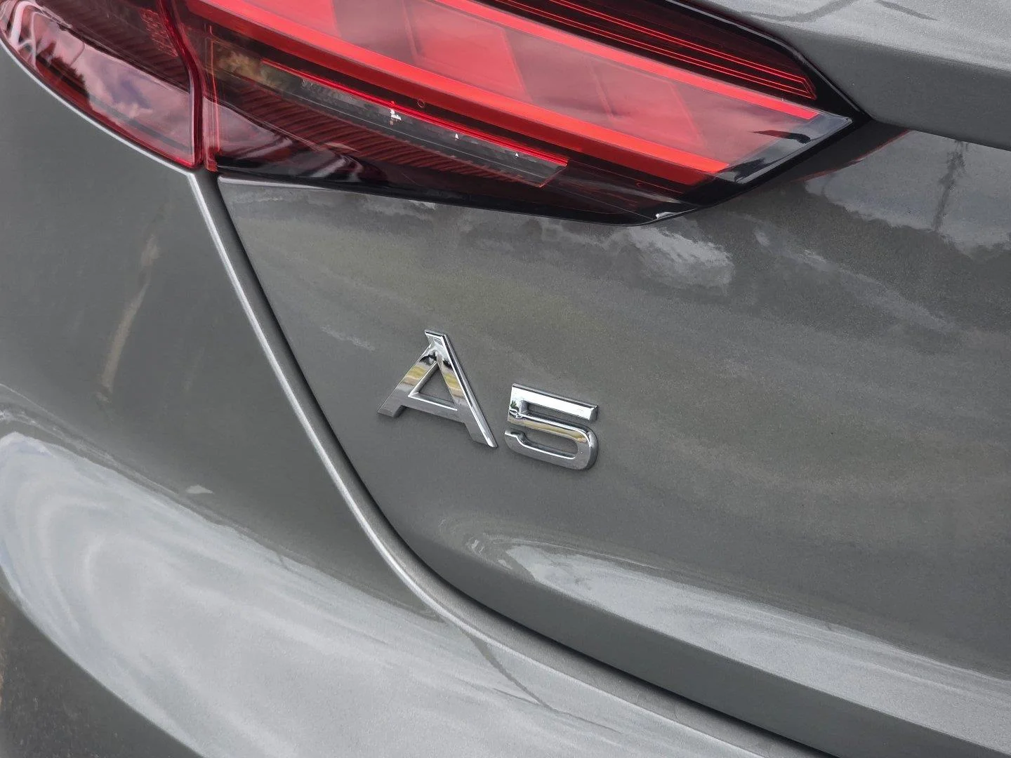 Used 2025  Audi S line Premium image 29