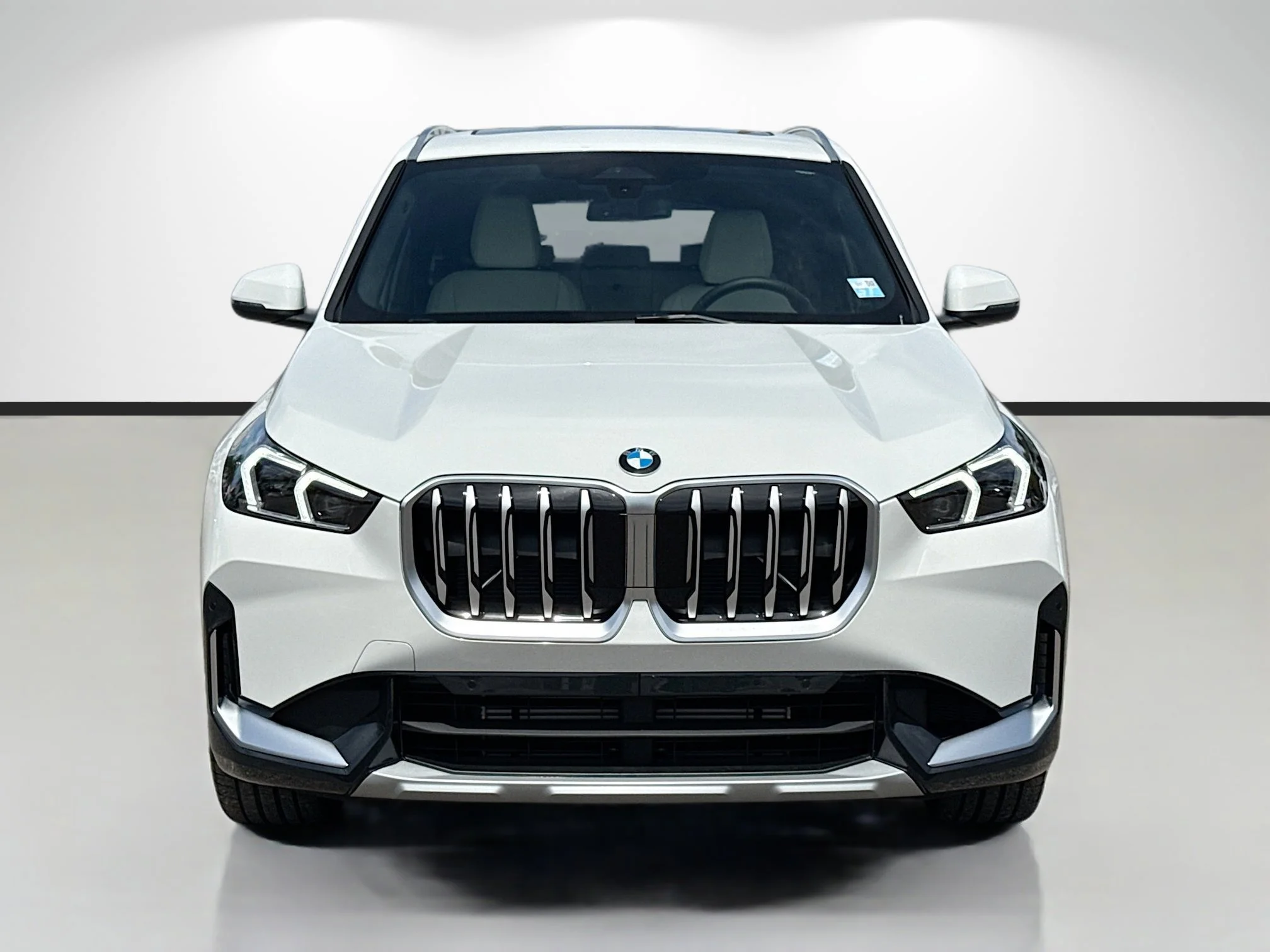 New 2026 Alpine White BMW xDrive28i image 8