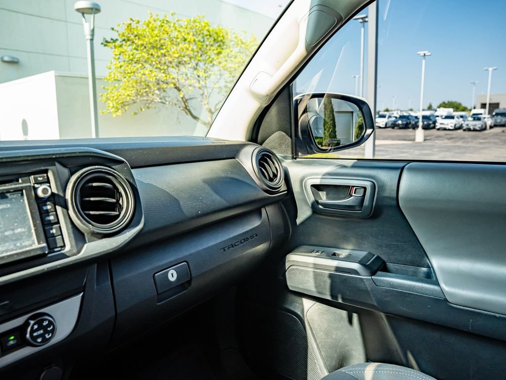 Used 2018 Super White Toyota SR image 28