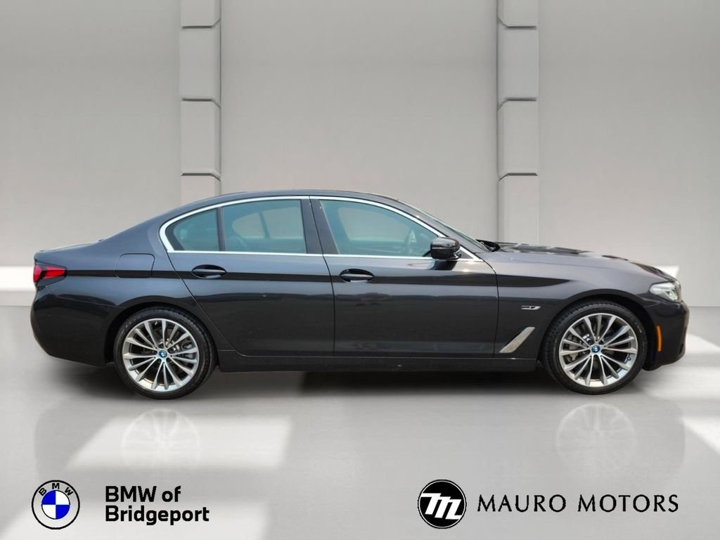 Used 2023 Gray BMW 530e iPerformance image 2