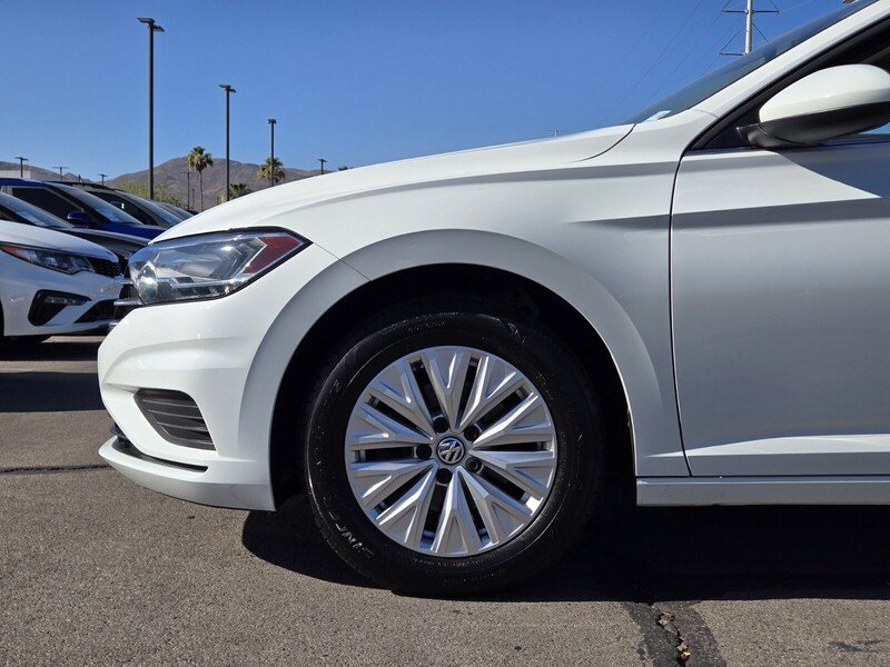 Used 2019 Pure White Volkswagen S AUTO W/SULEV image 9