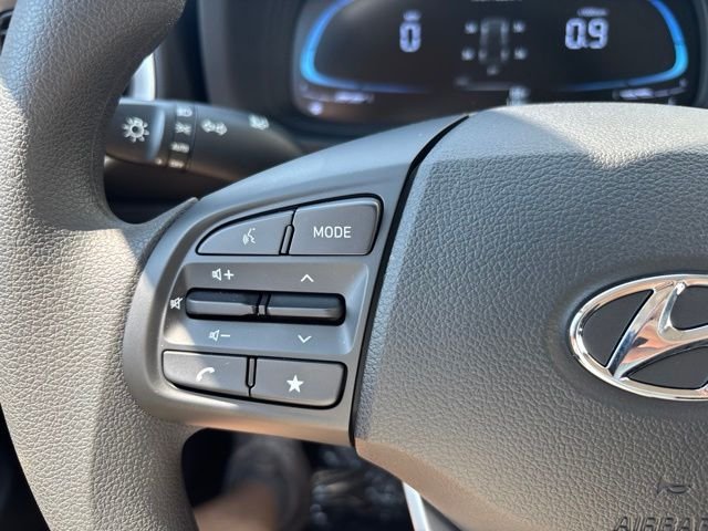 New 2026 Onyx Black Hyundai SE image 18