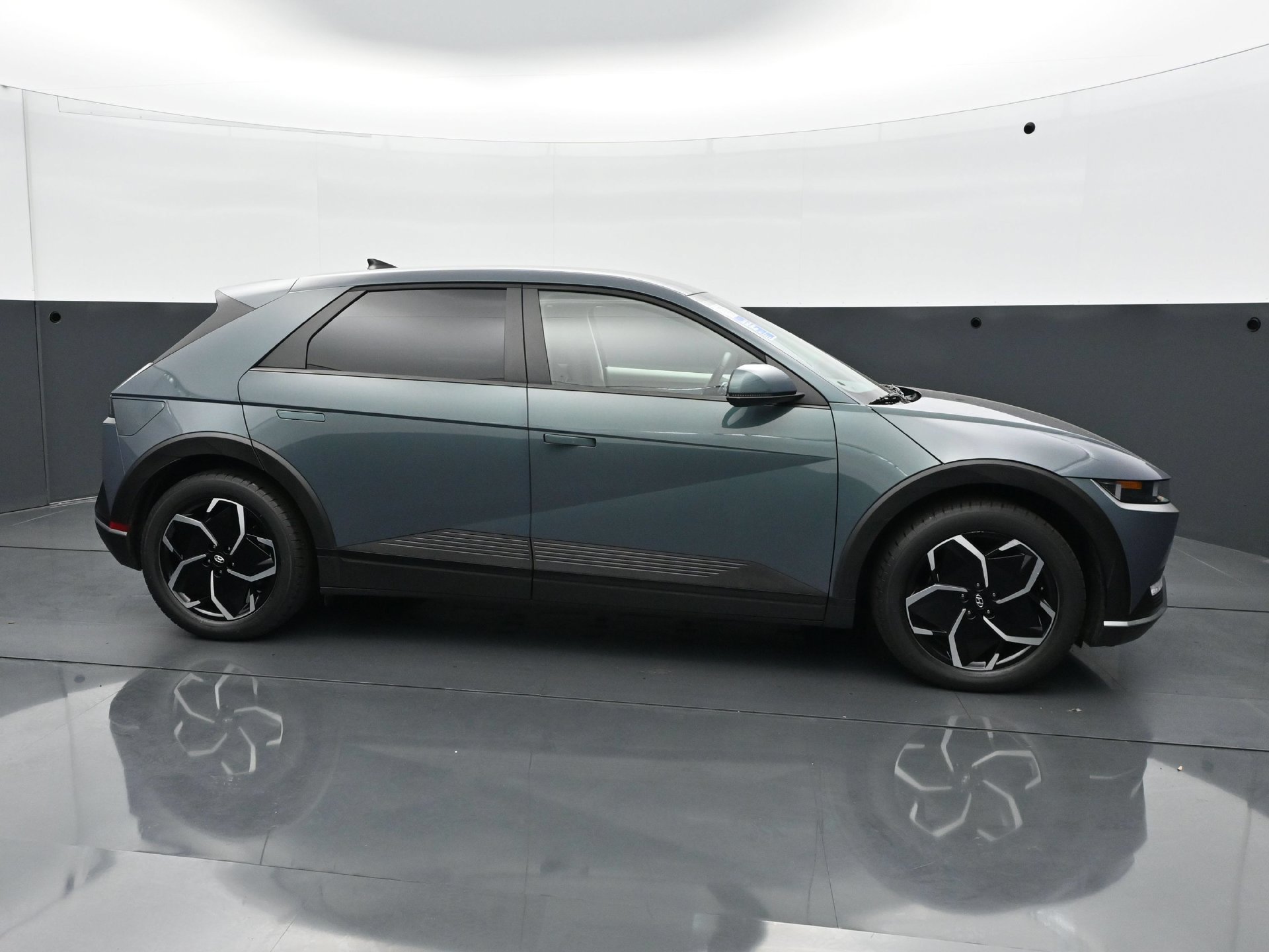 Certified Used 2024 Digital Teal Hyundai SEL AWD image 8