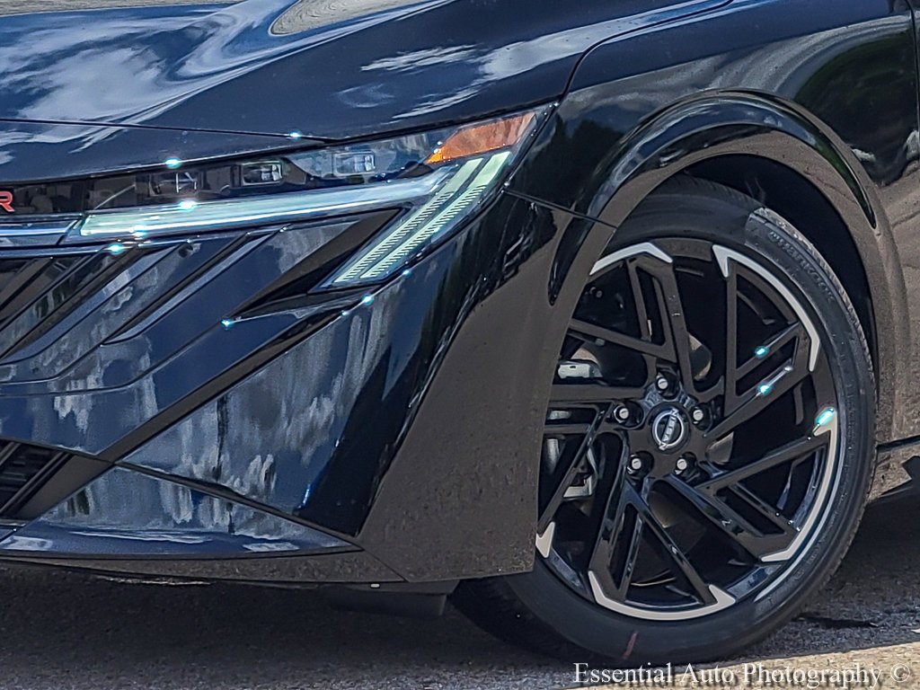 New 2026 Super Black Nissan SR image 3