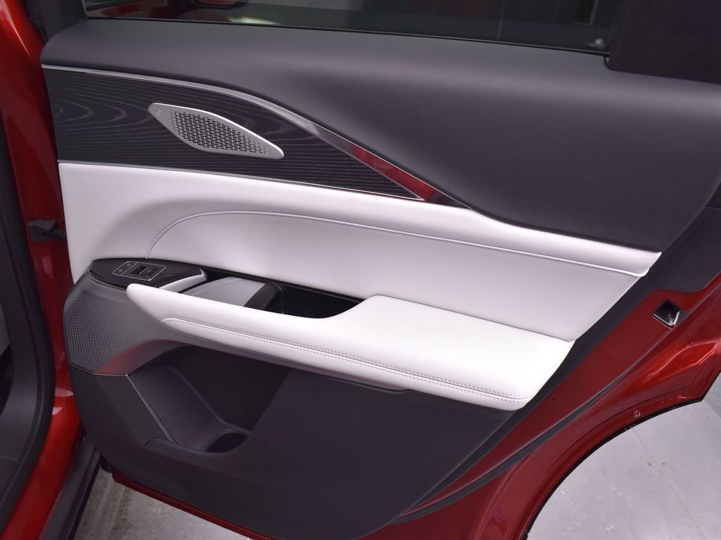 2024 CADILLAC LYRIQ - Image 26