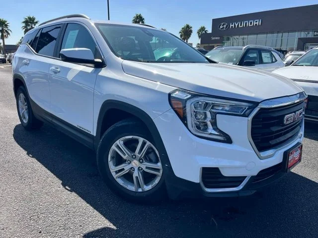 Pre-Owned 2023 GMC Terrain SLE