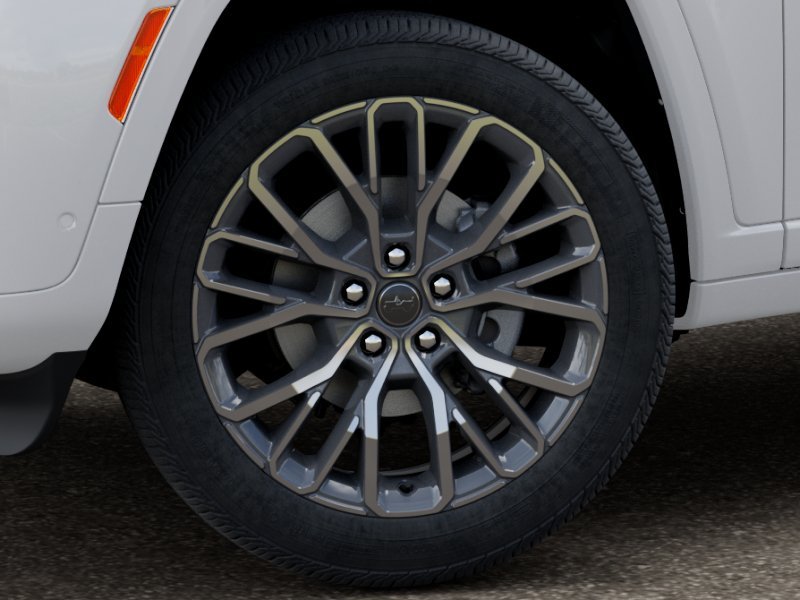 New 2027 Bright White Clear-Coat Paint Jeep Summit image 5