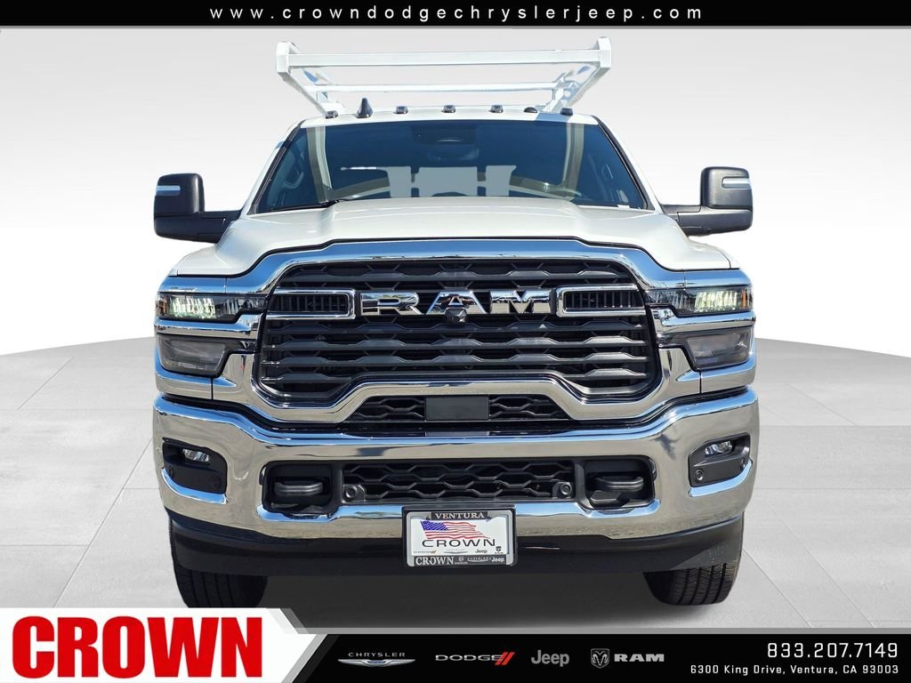 New 2026 Bright White Clear-Coat Exterior Paint RAM Tradesman image 2