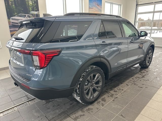 New 2026 Vapor Blue Metallic Ford Active image 10