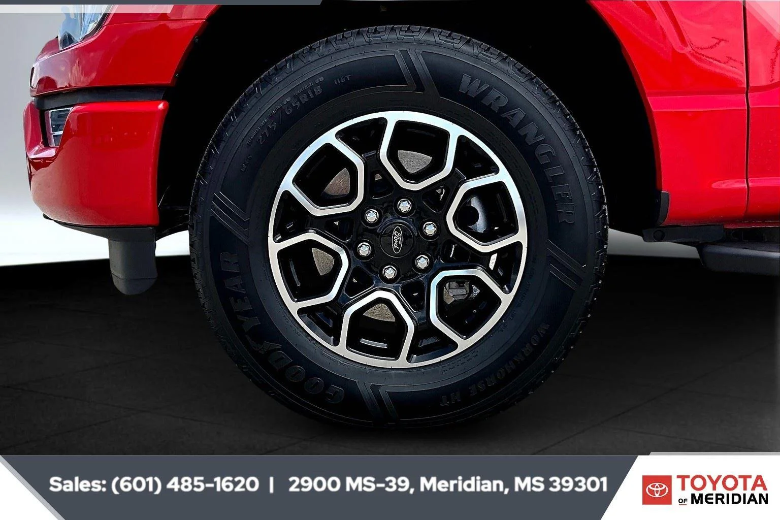 Used 2023 Race Red Ford XLT image 7