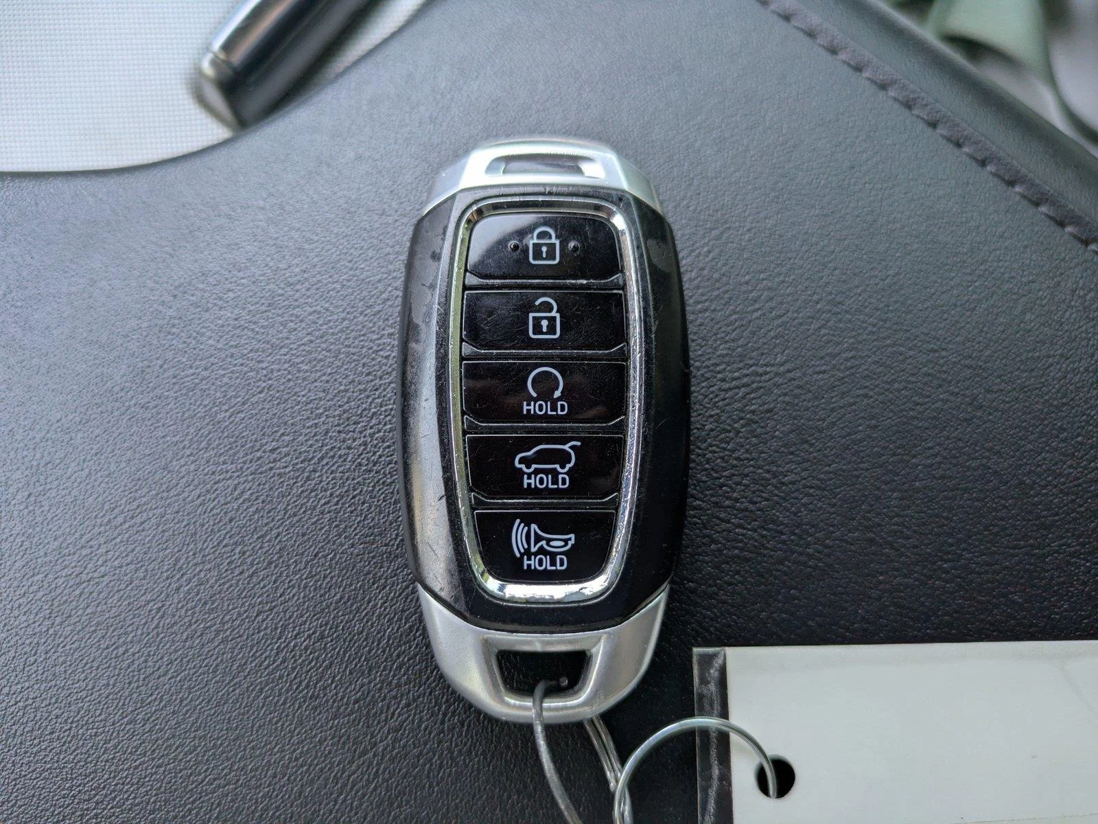 Used 2022 Sierra Burgundy Hyundai Calligraphy image 30