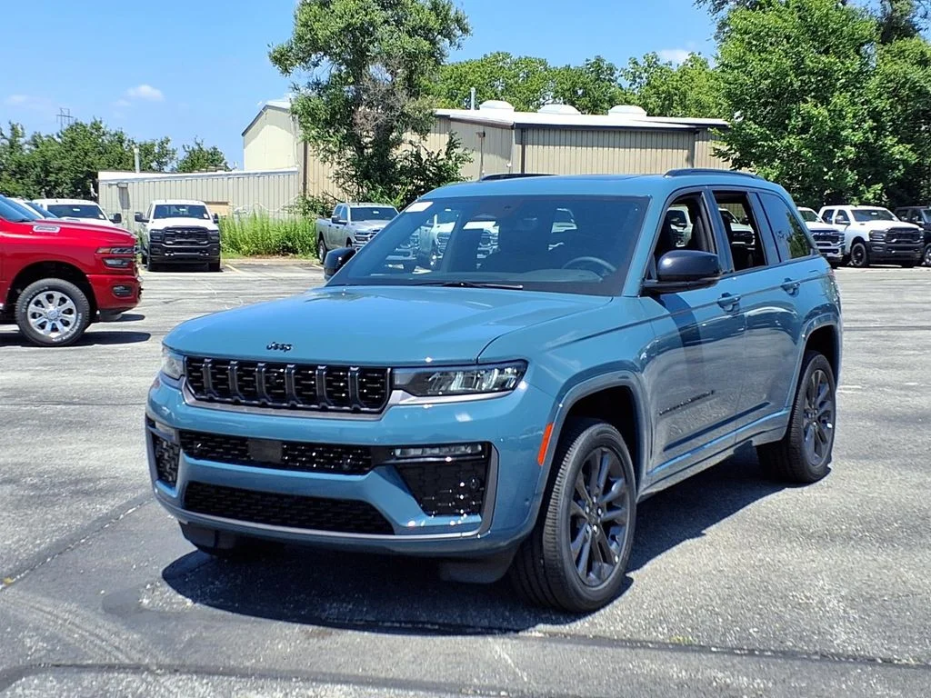 New 2026 Steel Blue Jeep Limited Reserve image 2