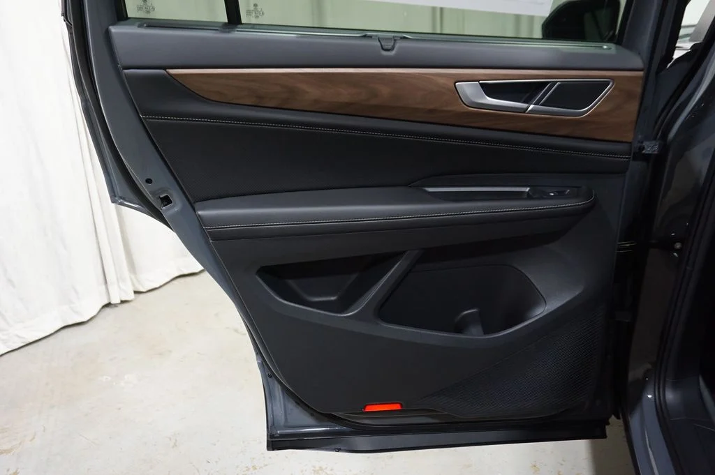 New 2026 Gray Volkswagen 2.0T SE w/Technology image 27