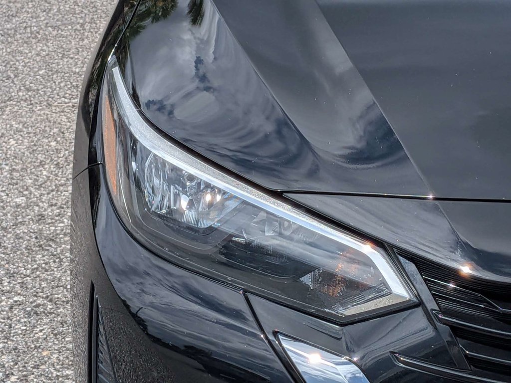 Used 2025 Super Black Nissan SV image 9