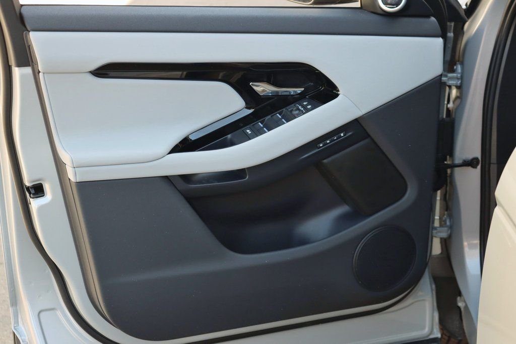 2026 Land Rover Range Rover Evoque S - Photo 11