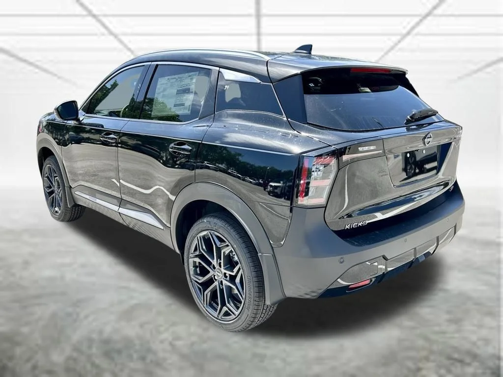 New 2026 Super Black Nissan SR image 8