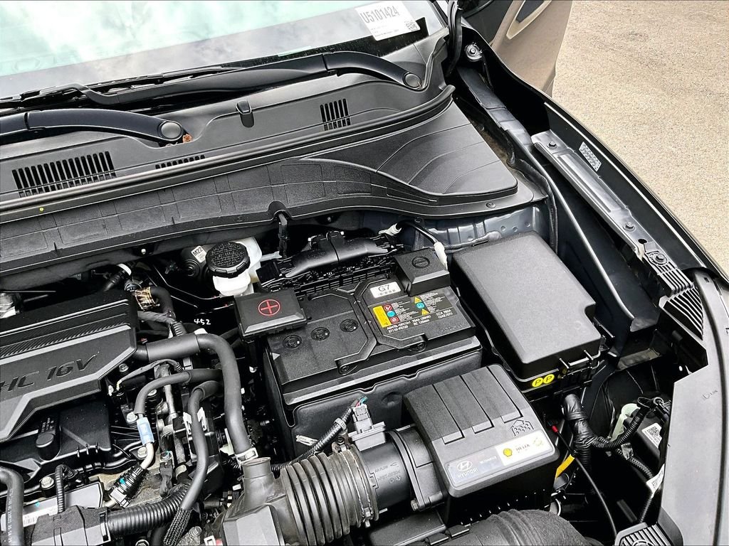 Used 2023 Black Hyundai SEL image 30