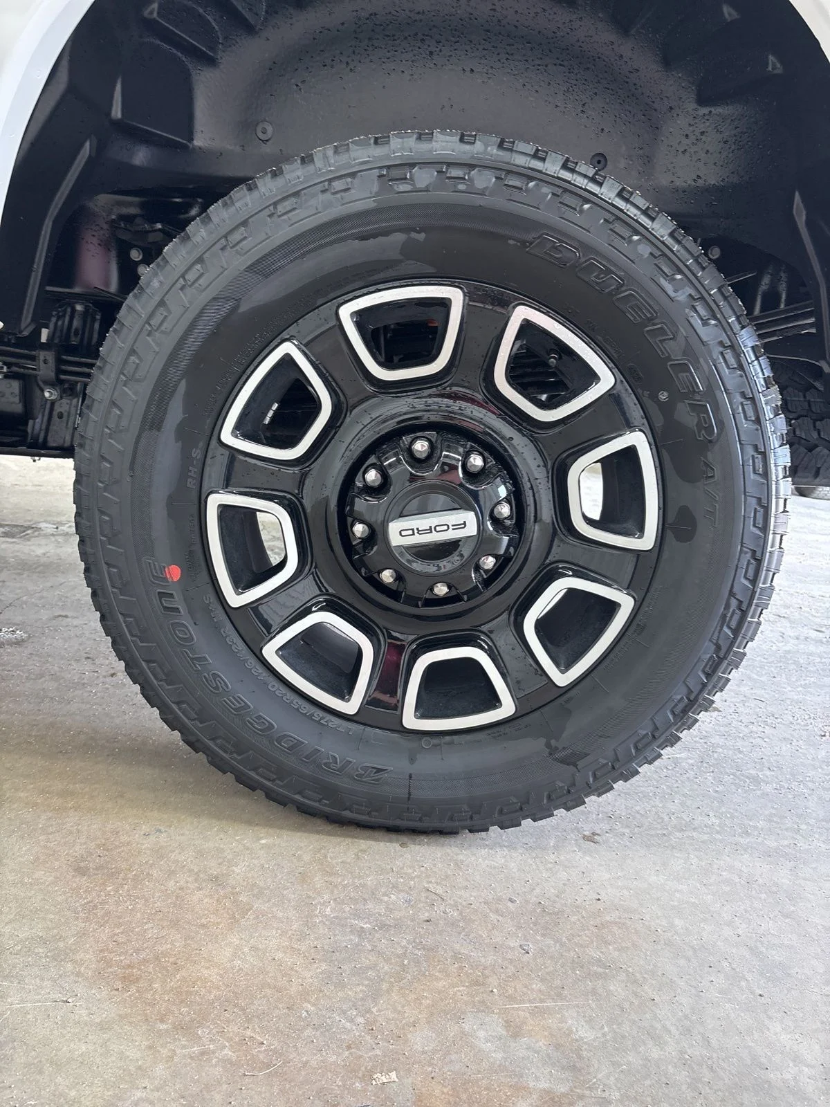 New 2026 Star White Metallic Tri-Coat Ford F-250® Platinum® image 20