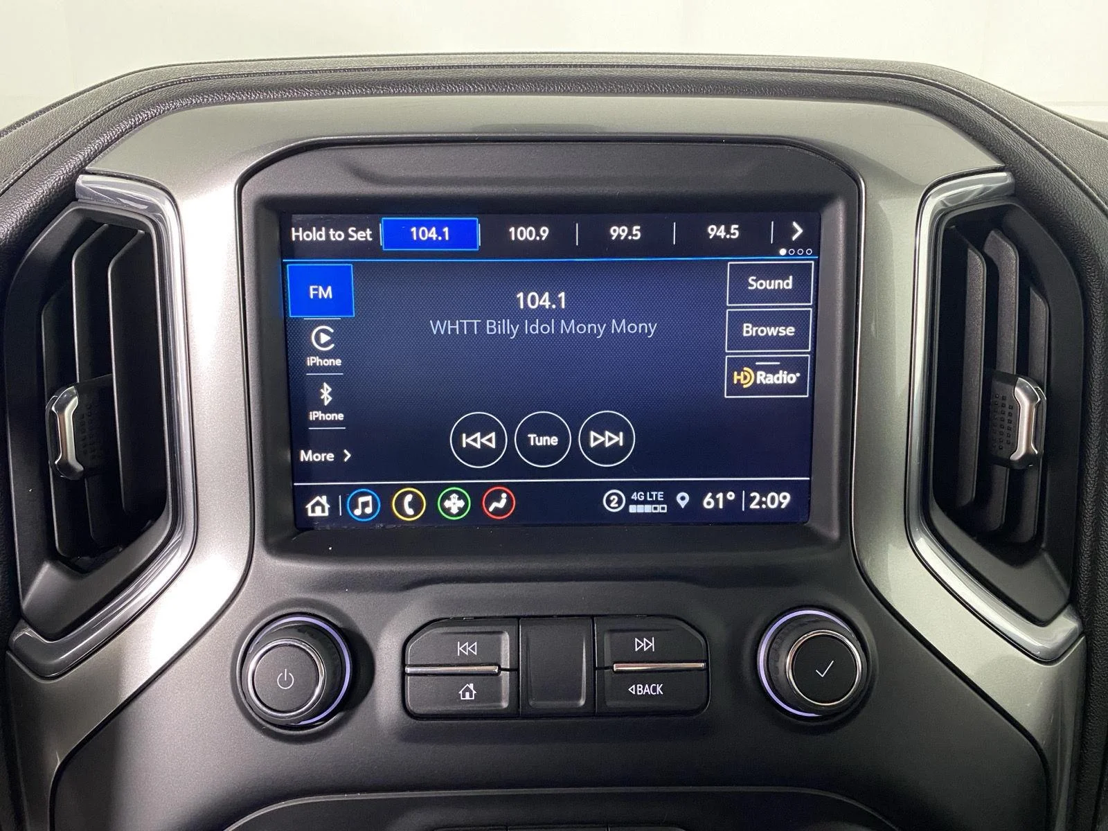 Used 2021 Satin Steel Metallic Chevrolet LT Trail Boss image 21