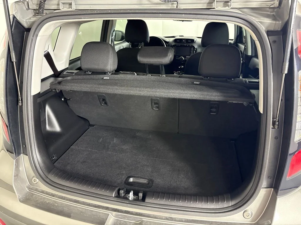 Used 2019 Gray Kia Plus image 20