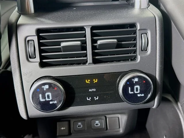 2026 Land Rover Discovery Gemini Edition - Photo 27