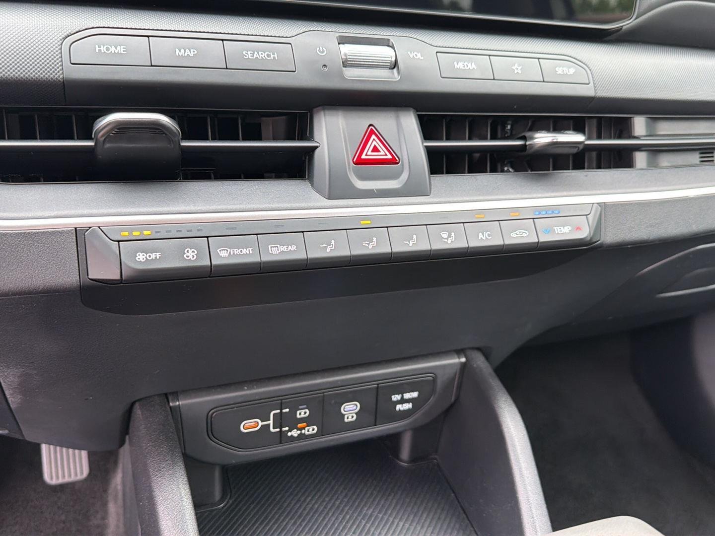 Used 2025 Snow White Pearl Kia LXS image 25