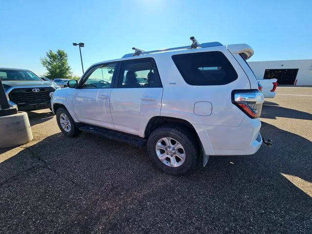 Used 2016 Super White Toyota SR5 image 10