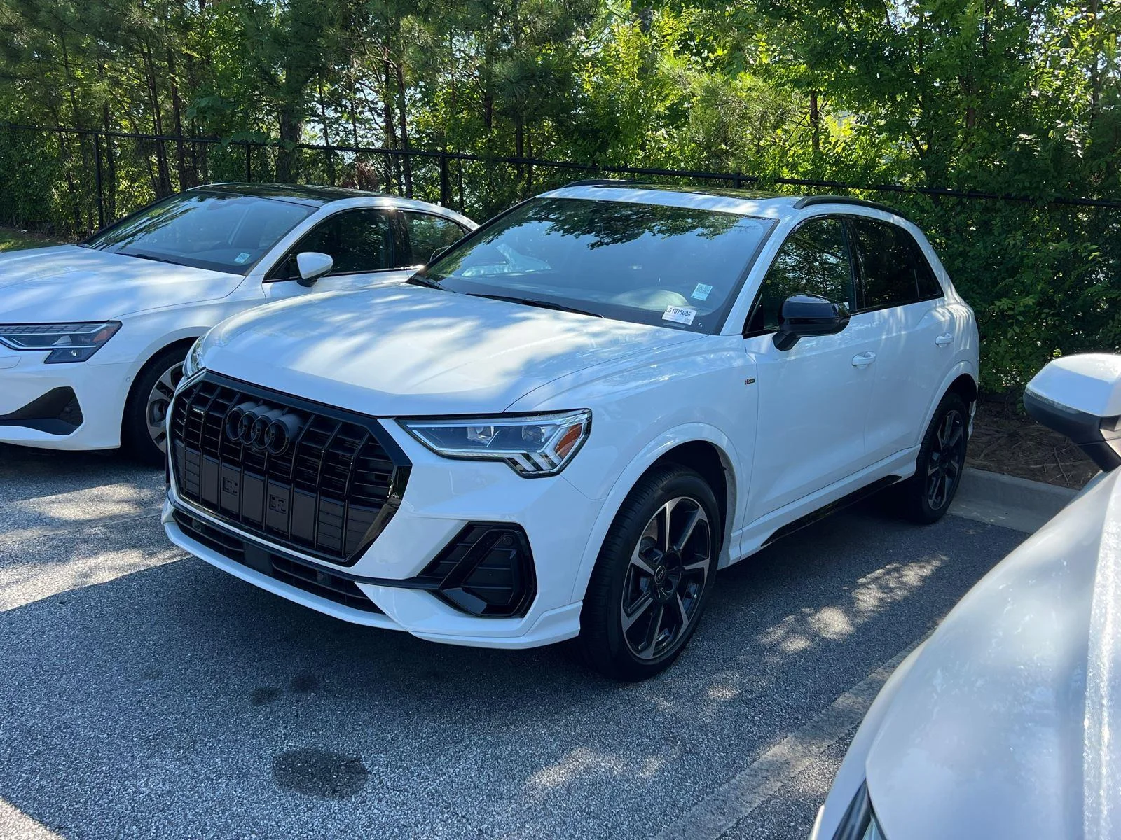 Used 2025 Glacier White Metallic Audi S line Premium Plus image 1