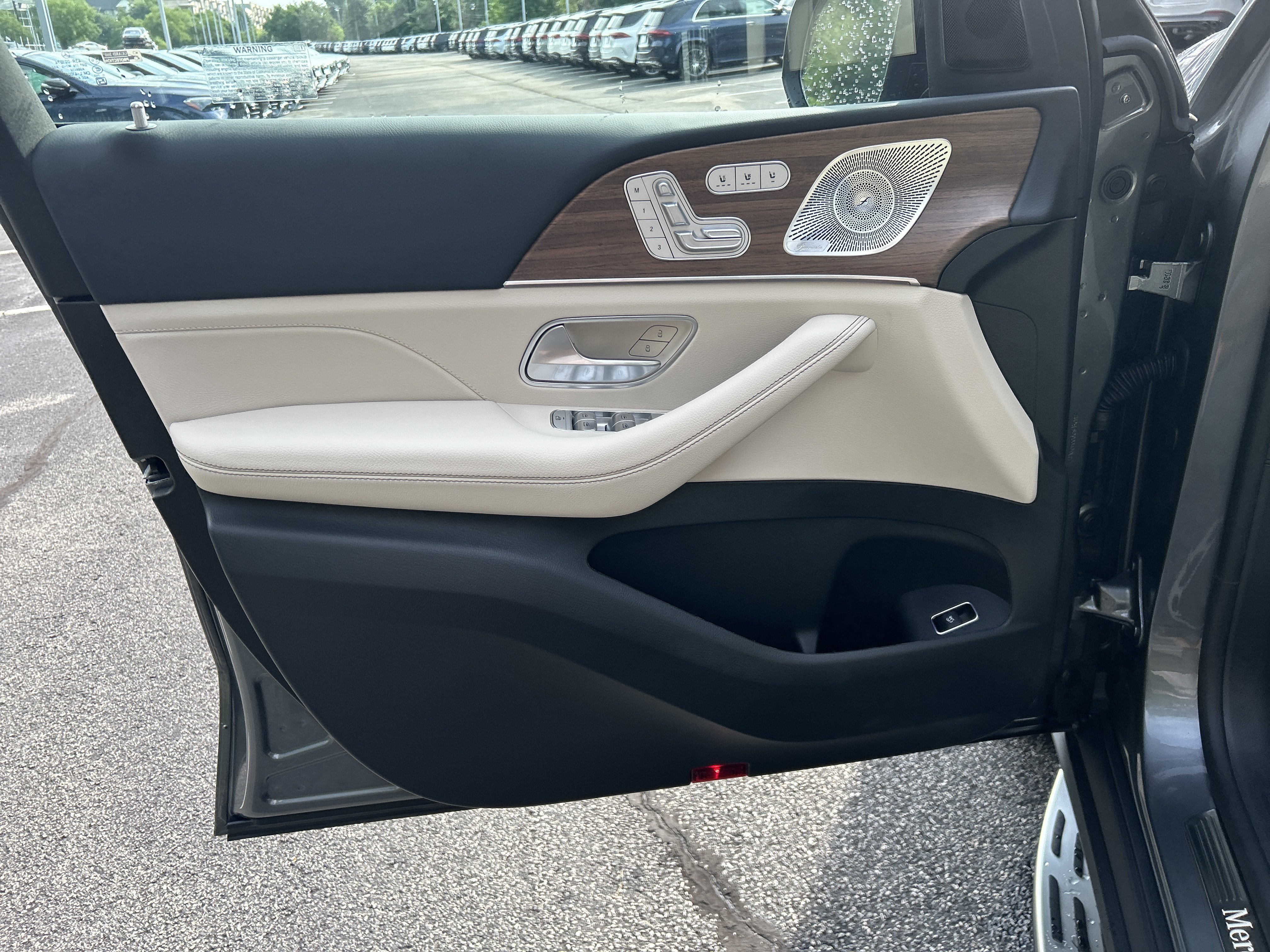New 2026 Selenite Grey Metallic Mercedes-Benz GLE 350 SUV image 15