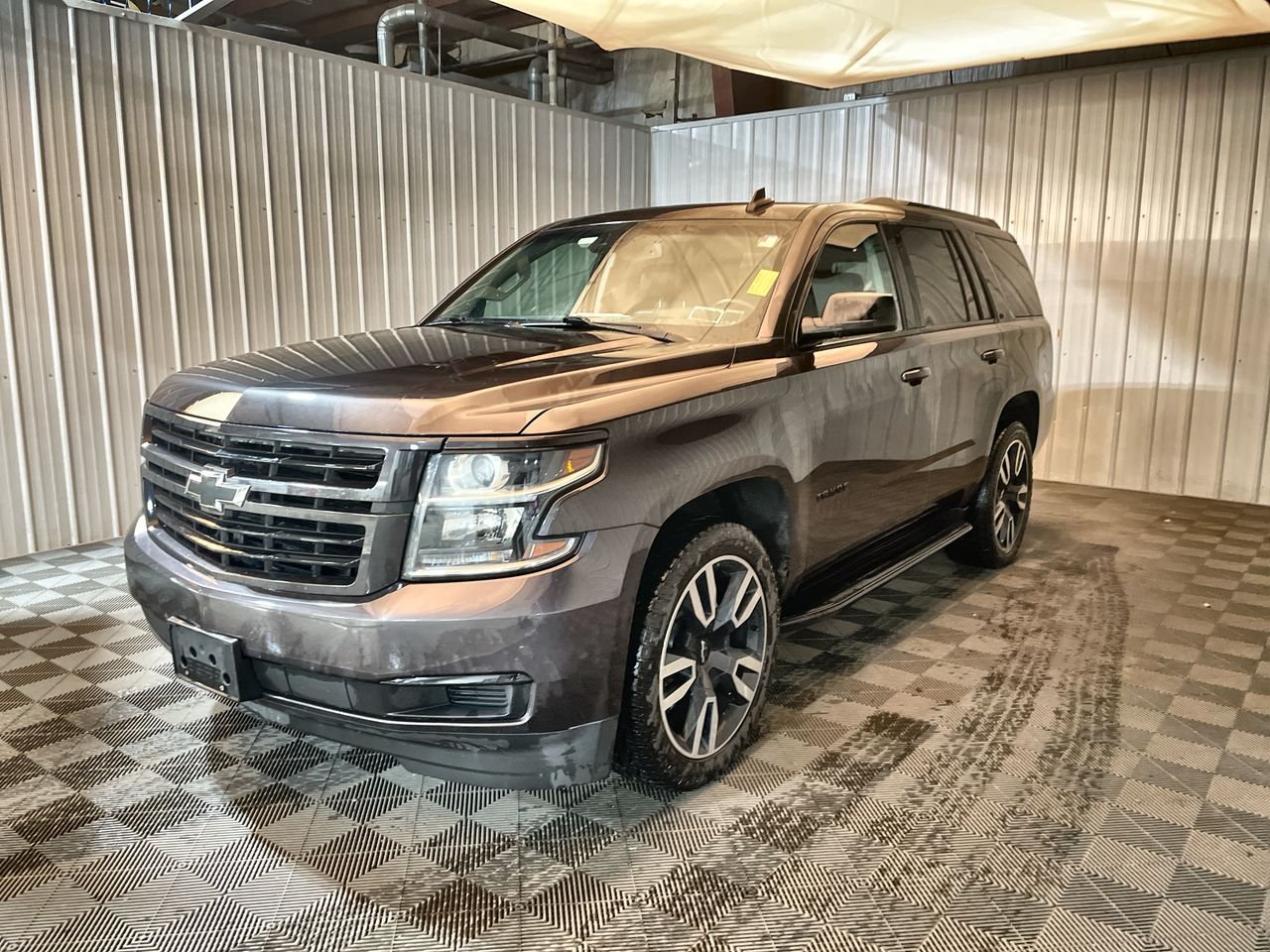 Used 2018 TUNGSTEN METALLIC Chevrolet LT image 33