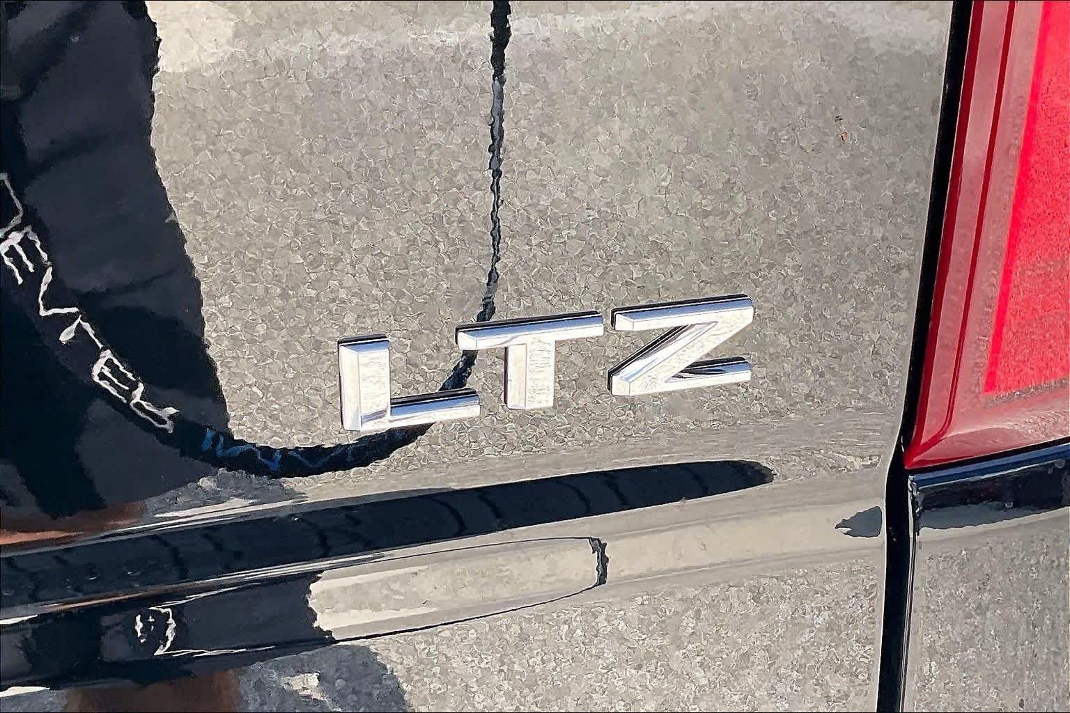 2026 Chevrolet Silverado 1500 LTZ - Photo 15