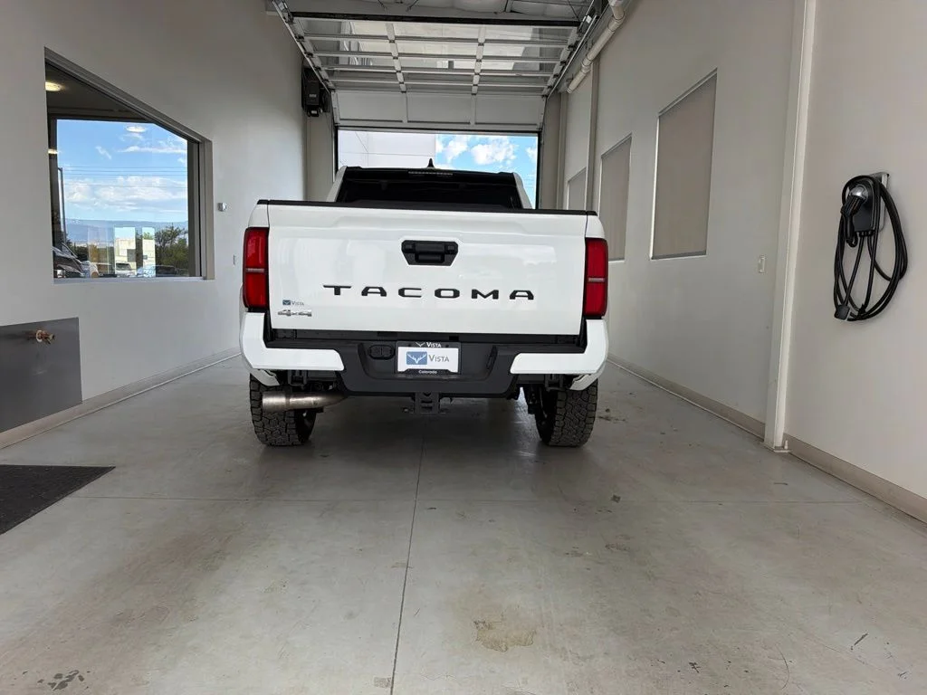 New 2026 Ice Toyota SR5 image 5