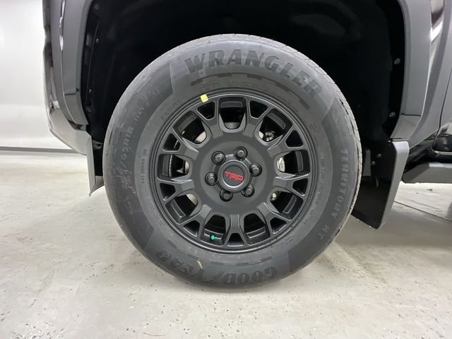 2025 Toyota Tacoma TRD Sport - Photo 32