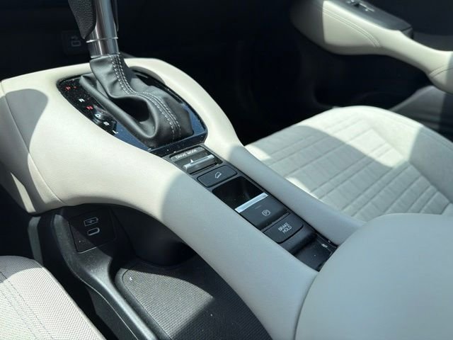 2025 Honda HR-V LX - Photo 16