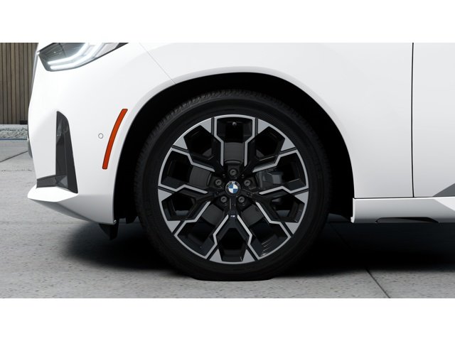 New 2026 Alpine White BMW 30 xDrive image 7