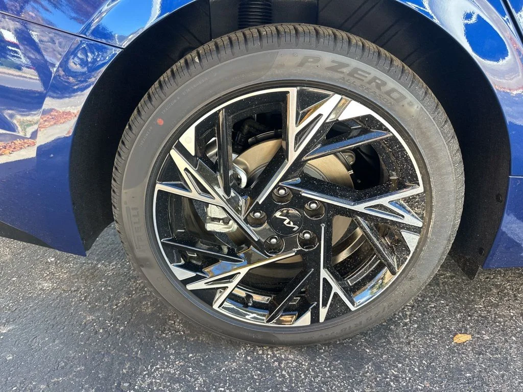 2026 Kia K5 GT-Line - Photo 14