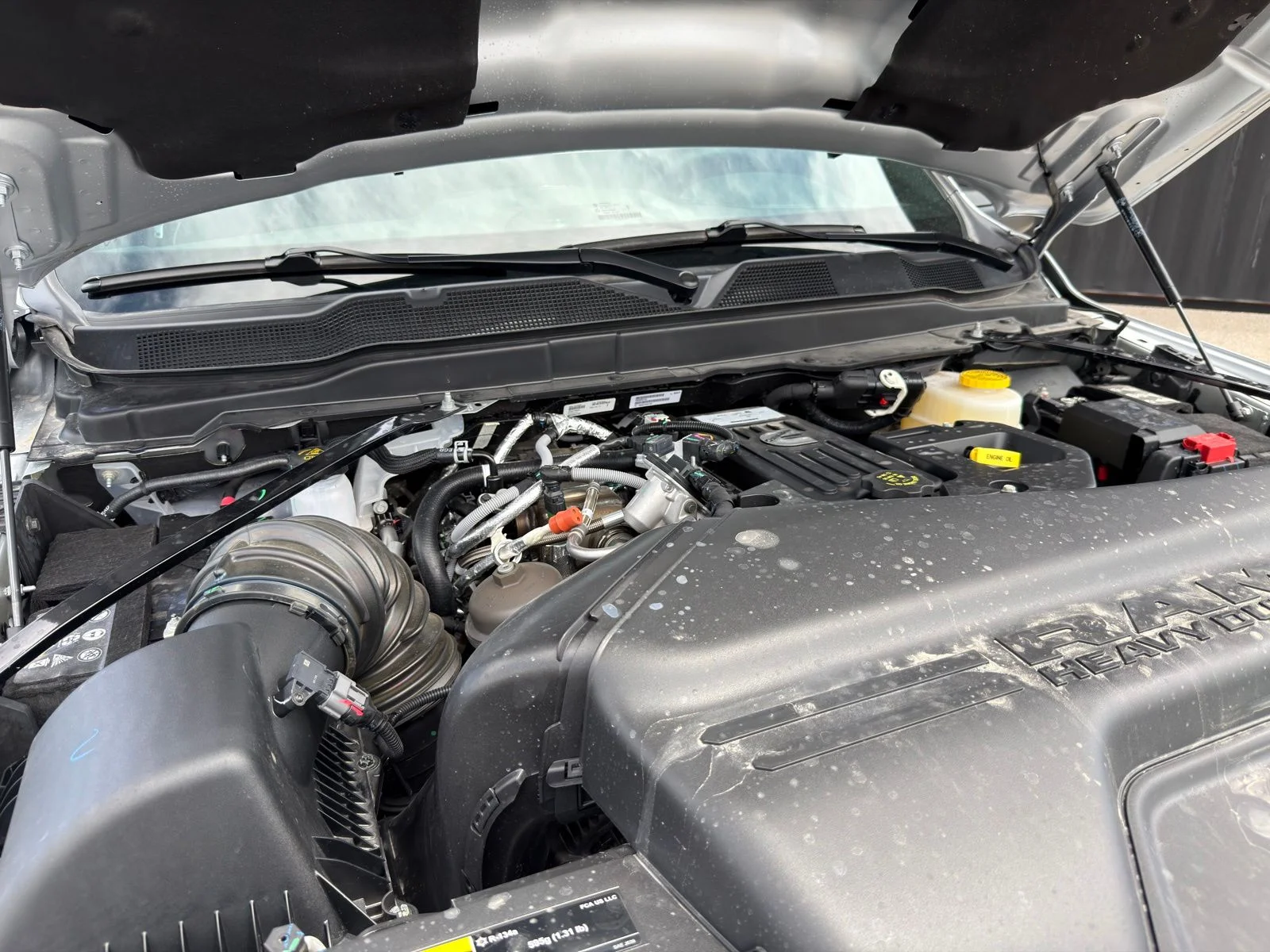 New 2026 Silver-Zynith Exterior Paint RAM Laramie image 39