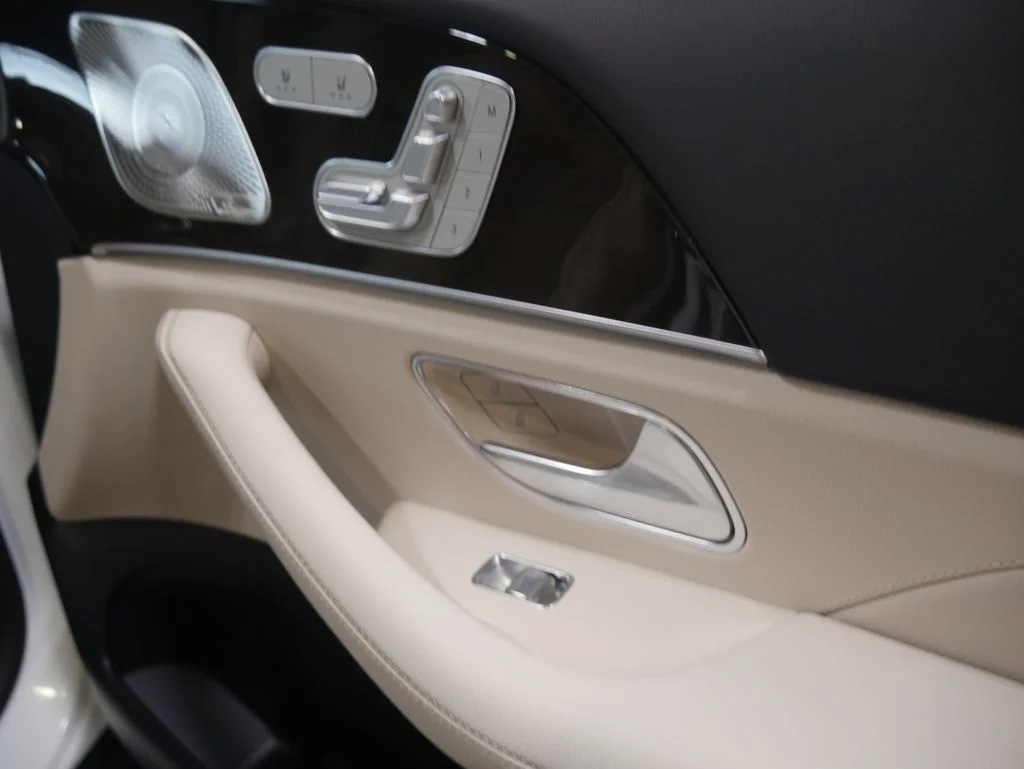 New 2026 Polar White Mercedes-Benz GLS 450 image 26