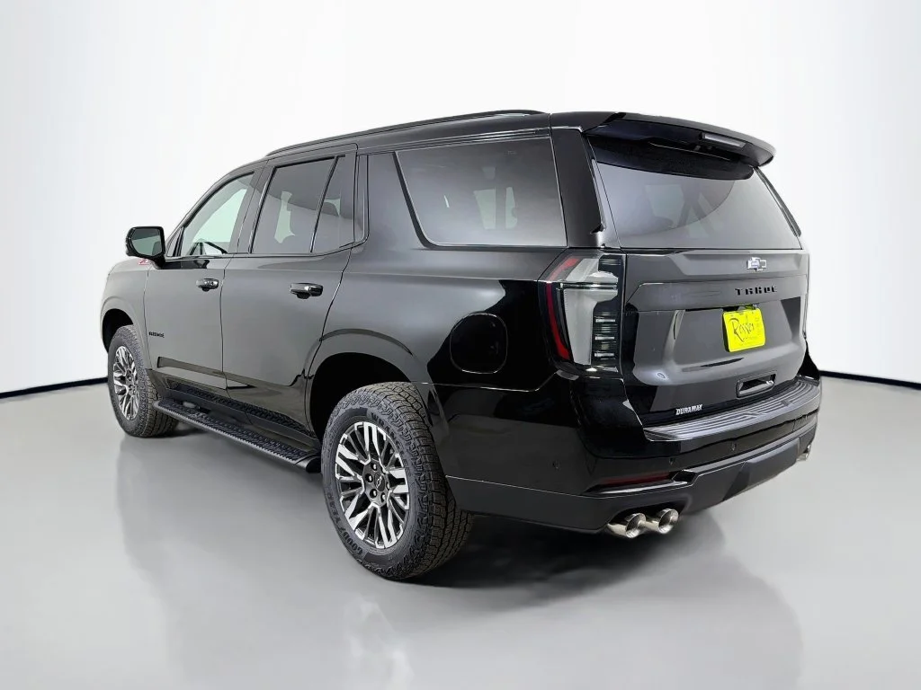 2026 Chevrolet Tahoe Z71 - Photo 8