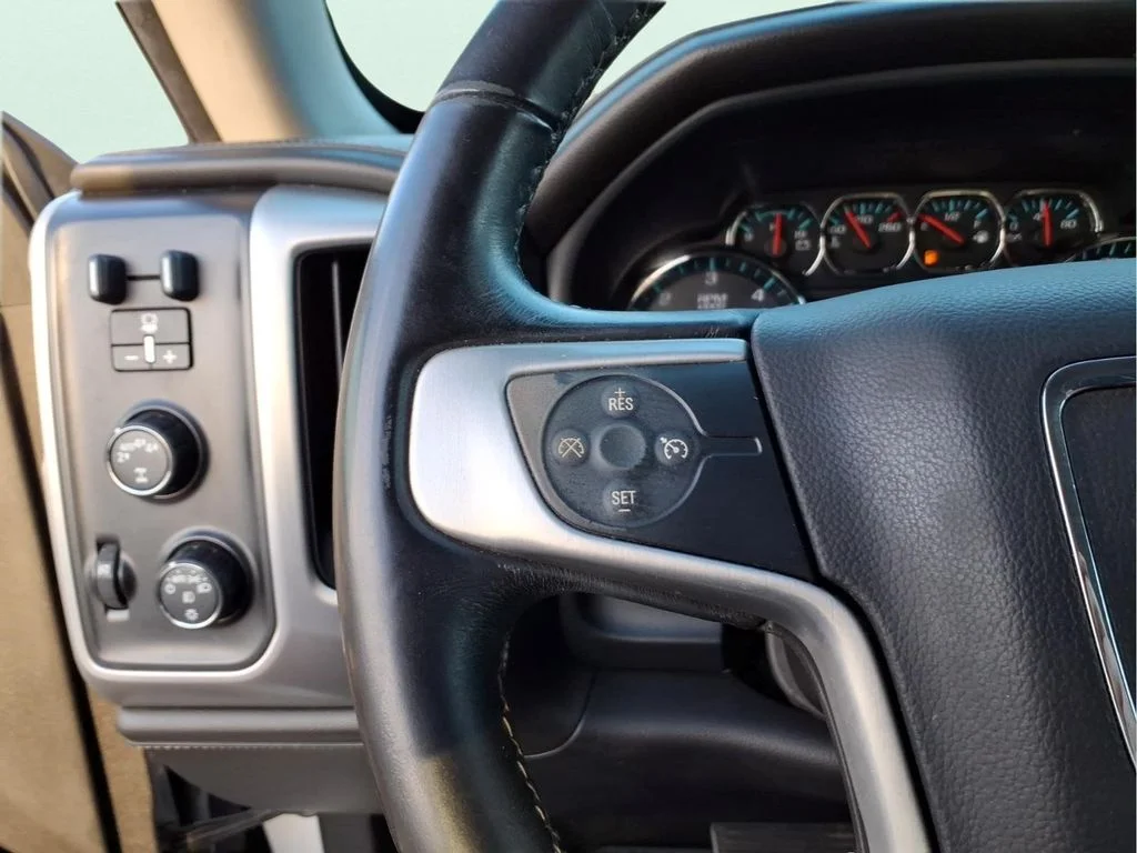 Used 2017 Silver GMC SLE image 17