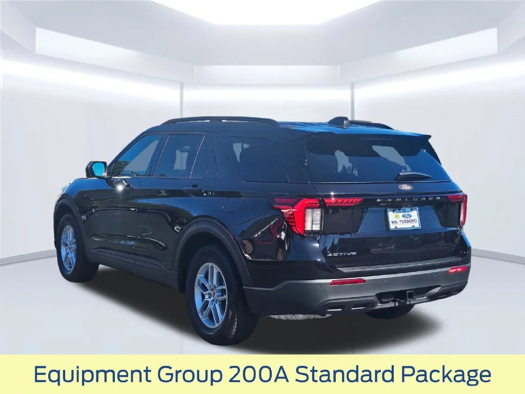 New 2027 Agate Black Metallic Ford Active image 20
